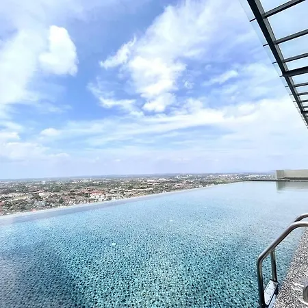 Ins Suite @ The Quartz Residence-Infinity Pool Malacca Exterior photo