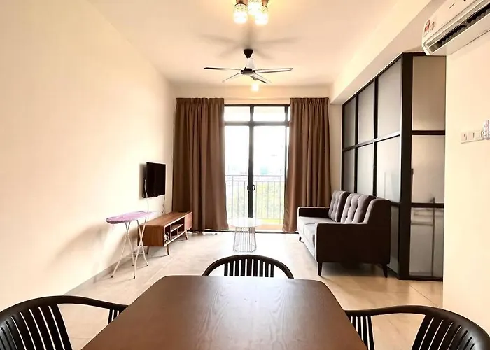 Ins Suite @ The Quartz Residence-Infinity Pool