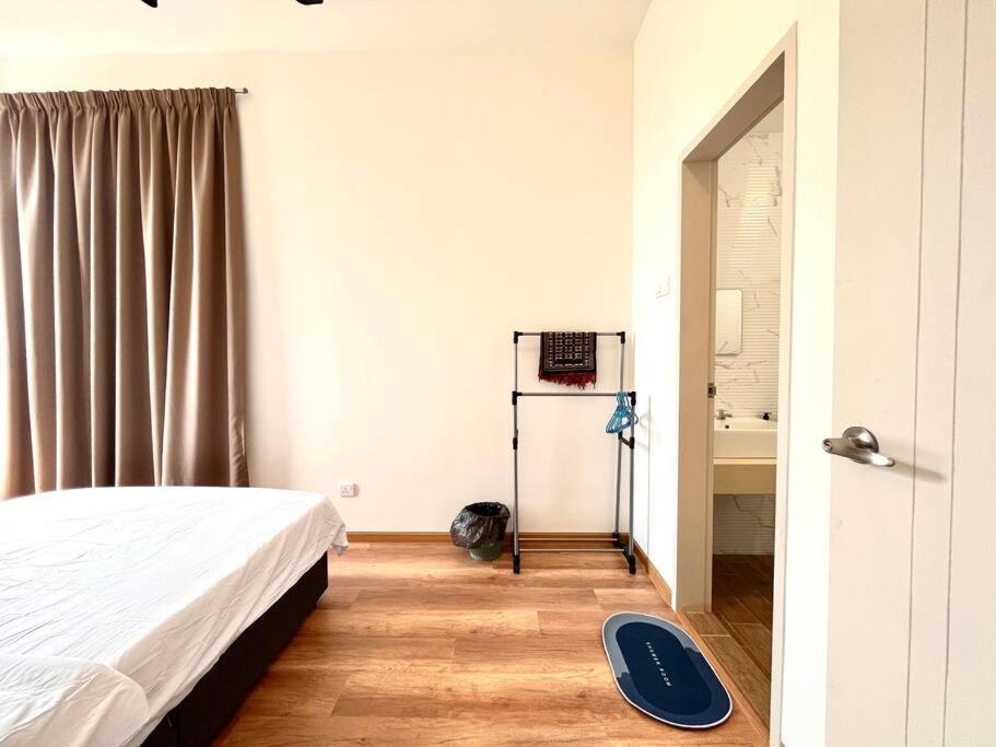 Apartemen Ins @ The Quartz Residence-infinity Pool